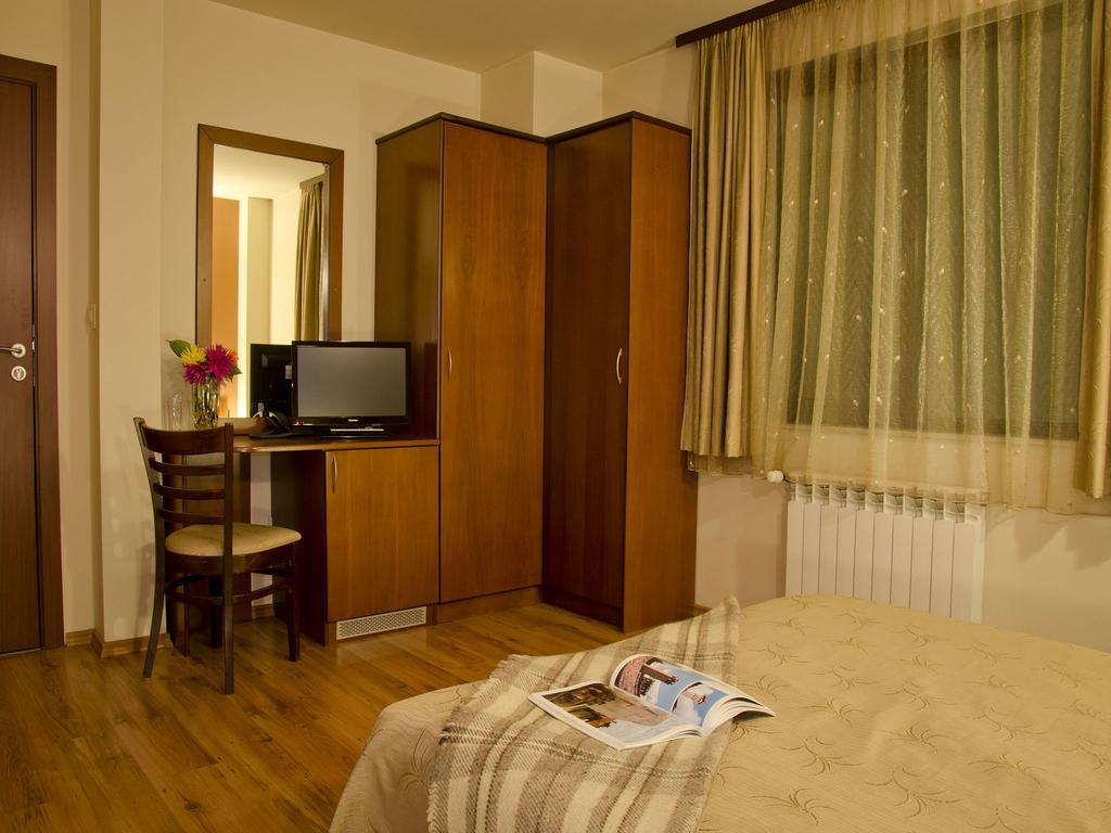 Bizev Hotel Bansko Zimmer foto